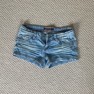 light wash y2k jean shorts